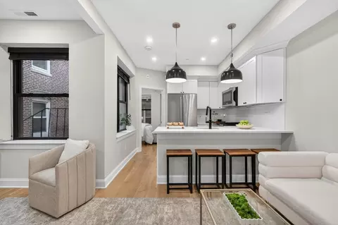 5 Garden Court St #3, Boston, MA 02113