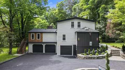 616 Grove St, Framingham, MA 01701
