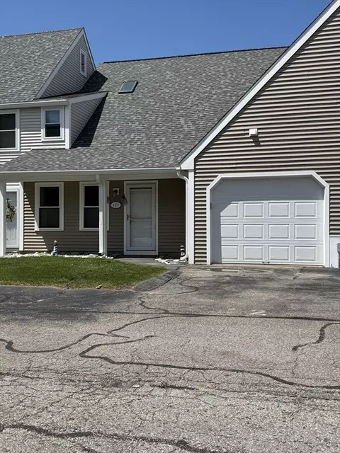 47 Old Colony Ln #127, Marshfield, MA 02050