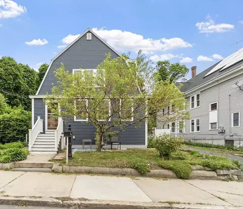 10 Swan St, Lawrence, MA 01841