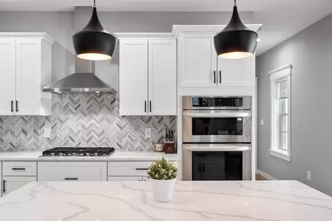 Kitchen - 5 Baldwin Ct #5, Harvard, MA 01451 photo 3 of 4