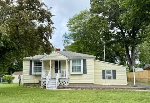 60 Silver Lk, Agawam, MA 01001