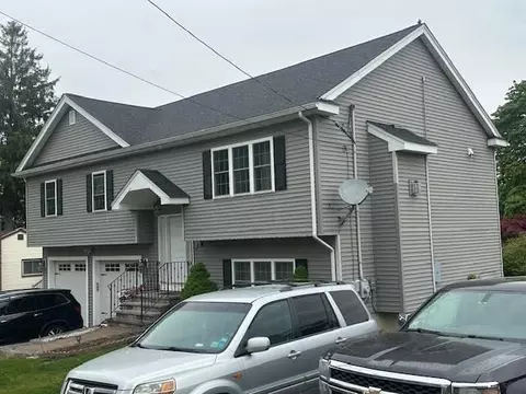 34 Carpenter Ave, Worcester, MA 01605