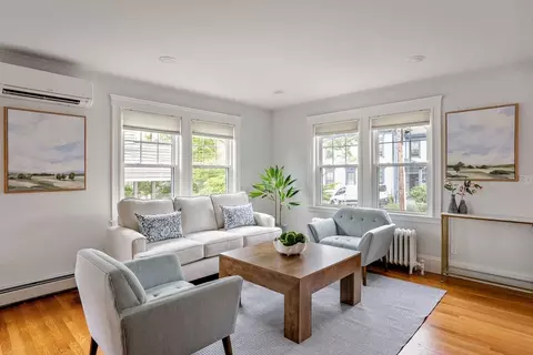 21 Fessenden Rd #21, Arlington, MA 02476