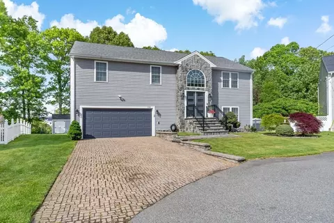 Exterior - 1084 Laurel St, Fall River, MA 02721 photo 2 of 7