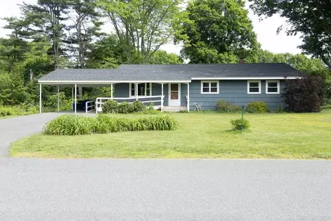 49 Harlow Dr, Amherst, MA 01002