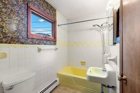 83 Dartmouth St, Everett, MA 02149 photo 13
