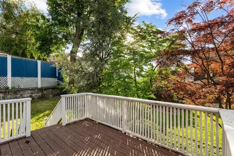 83 Dartmouth St, Everett, MA 02149 photo 30