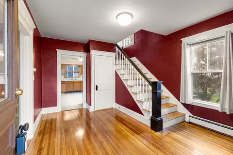83 Dartmouth St, Everett, MA 02149 photo 4