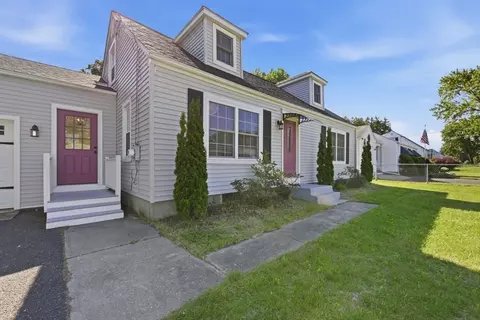 Exterior - 97 Maebeth St, Springfield, MA 01119 photo 2 of 7