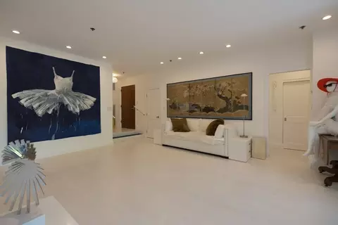 1265 Beacon St #702, Brookline, MA 02446