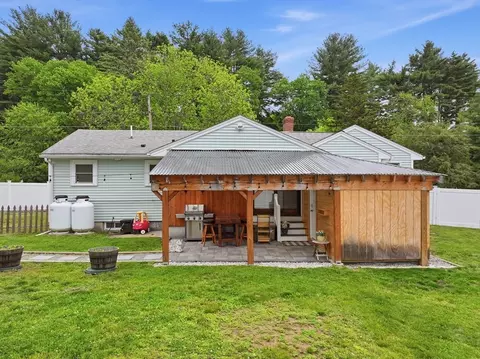 Exterior - 57 Plain St, Upton, MA 01568 photo 3 of 8