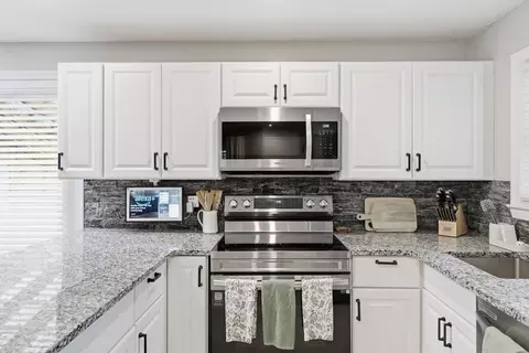 Kitchen - 57 Plain St, Upton, MA 01568 photo 4 of 6