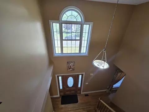 Entry Way - 4 Panarelli Way, Webster, MA 01570 photo 5 of 6