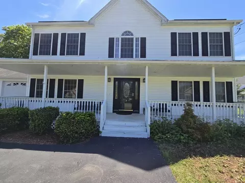 Exterior - 4 Panarelli Way, Webster, MA 01570 photo 4 of 5