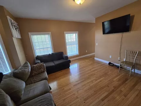 Living - 4 Panarelli Way, Webster, MA 01570 photo 1 of 4