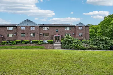 58 Spencer Rd #26K, Boxborough, MA 01719