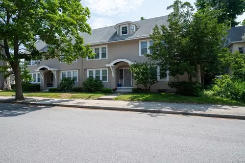 14-16 Dean St, Worcester, MA 01609