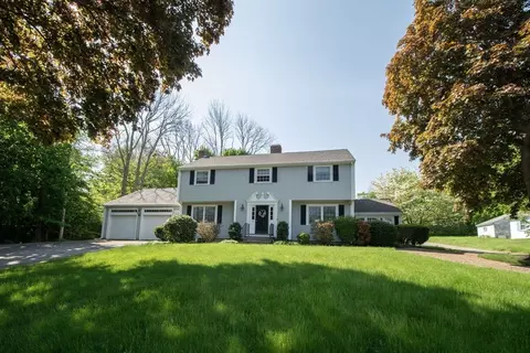 41 First Parish Rd, Scituate, MA 02066