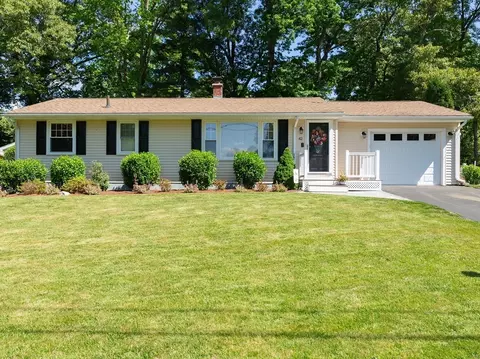 42 Bruce Rd, Bellingham, MA 02019