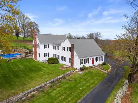 63 Uxbridge Rd, Sutton, MA 01590 photo 3