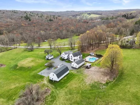 63 Uxbridge Rd, Sutton, MA 01590 photo 7