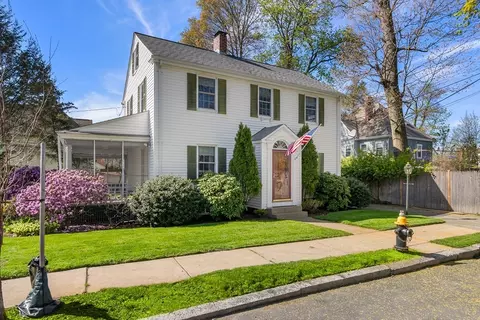 6 Park Ter, West Roxbury, MA 02132
