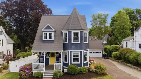 55 Torrey St, Weymouth, MA 02190