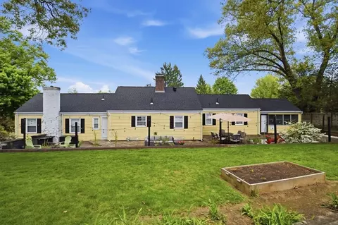620 Roosevelt Ave, Springfield, MA 01118 photo 36