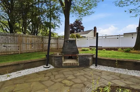 620 Roosevelt Ave, Springfield, MA 01118 photo 32