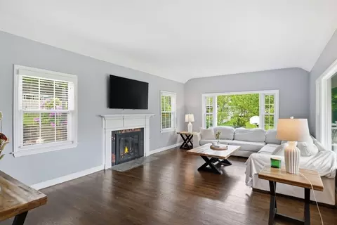 620 Roosevelt Ave, Springfield, MA 01118 photo 11