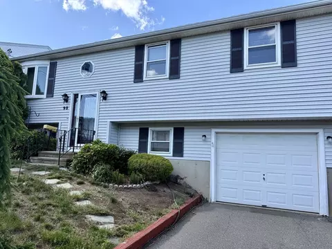 90 Augustus St, Fall River, MA 02721 photo 2