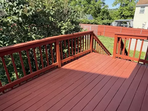 90 Augustus St, Fall River, MA 02721 photo 5