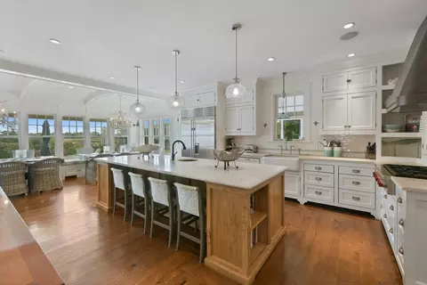 Kitchen - 22 Kent Rd, Barnstable, MA 02630 photo 1 of 4