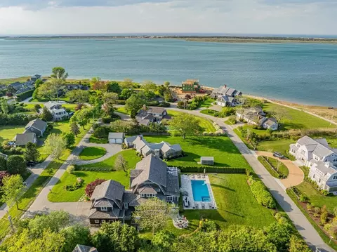 View/Area - 22 Kent Rd, Barnstable, MA 02630 photo 2 of 9