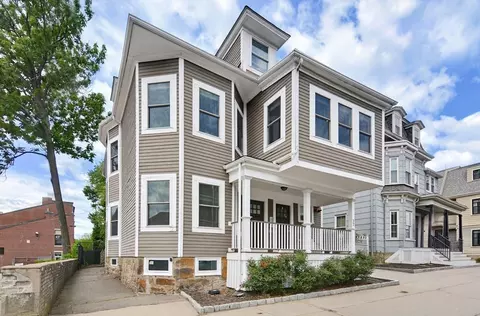 77 South St #3, Jamaica Plain, MA 02130