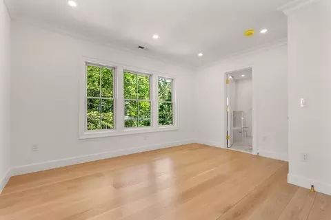 18 Naples Rd, Brookline, MA 02446 photo 23