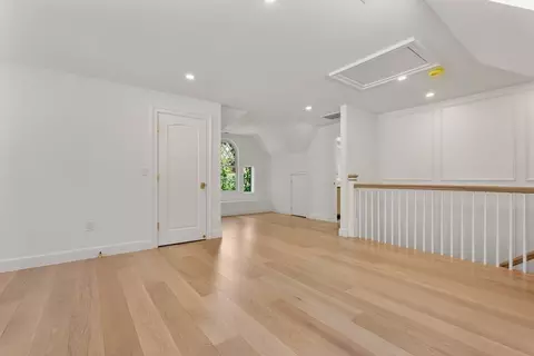 18 Naples Rd, Brookline, MA 02446 photo 29