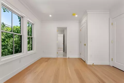 18 Naples Rd, Brookline, MA 02446 photo 22