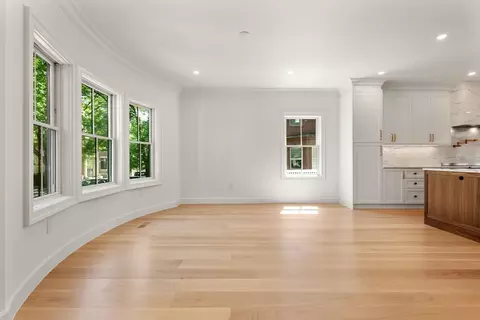 18 Naples Rd, Brookline, MA 02446 photo 11