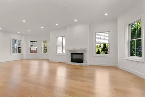 18 Naples Rd, Brookline, MA 02446 photo 4