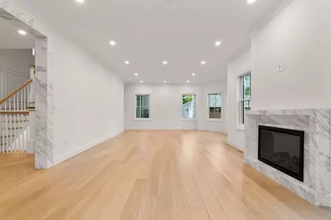 18 Naples Rd, Brookline, MA 02446 photo 5