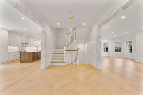 18 Naples Rd, Brookline, MA 02446 photo 3