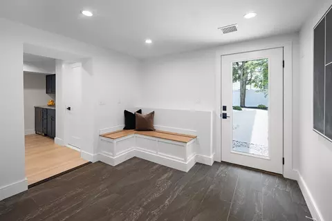 Entry Way - 10 Meredith Cir, Needham, MA 02492 photo 4 of 4