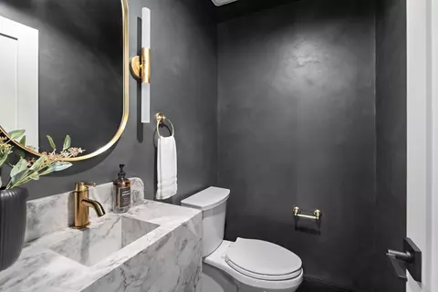 Bath - 10 Meredith Cir, Needham, MA 02492 photo 1 of 4