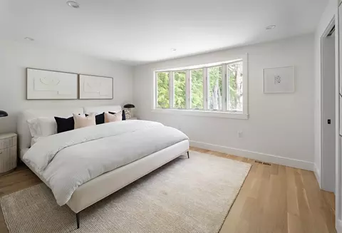 Bedroom - 10 Meredith Cir, Needham, MA 02492 photo 2 of 6