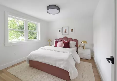Bedroom - 10 Meredith Cir, Needham, MA 02492 photo 3 of 6