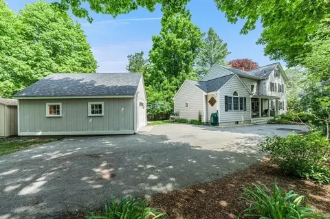 Exterior - 38 Berkeley St, Reading, MA 01867 photo 8 of 12