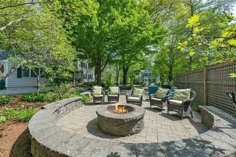 Exterior - 38 Berkeley St, Reading, MA 01867 photo 6 of 12