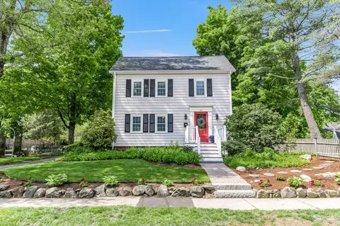 38 Berkeley St, Reading, MA 01867